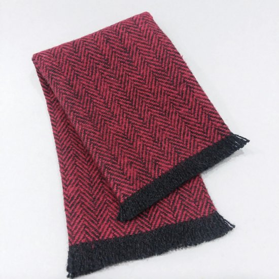 FT8-107 Crimson Fringed Throw - Click Image to Close