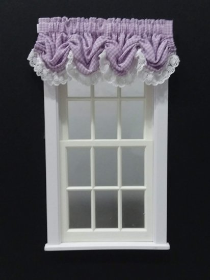 #101-Balloon Valance - #4 Lilac Gingham - Click Image to Close