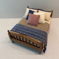 Walnut Spindle Bed-Rust/Navy/Tan Plaid