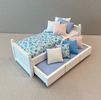White Trundle/Blue & Pink Tulip Floral