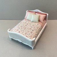 White Cane Accent Bed-Silk Floral
