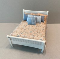 Ribbed Queen Bed/Peach Silk Floral